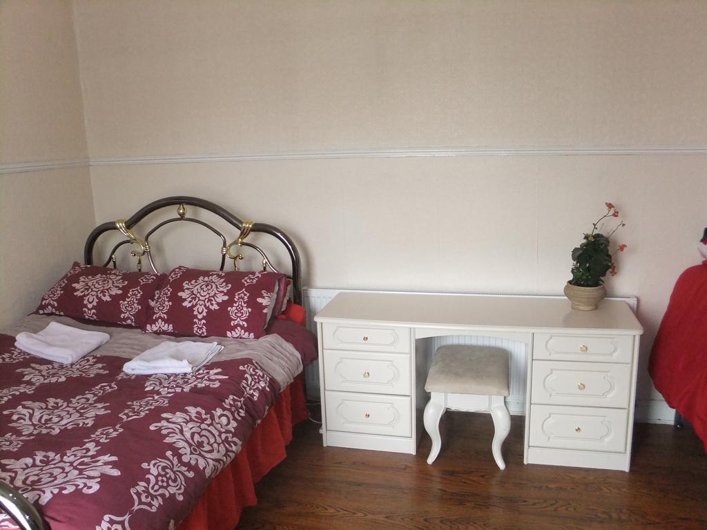 Heavenly Nights Guest House Шефилд Экстерьер фото