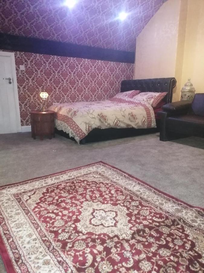 Heavenly Nights Guest House Шефилд Экстерьер фото