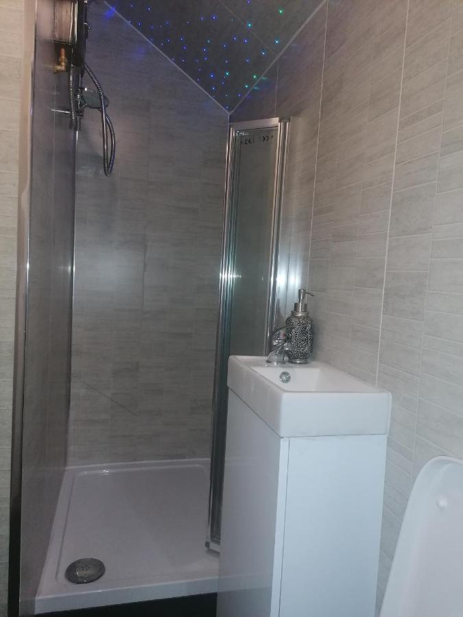 Heavenly Nights Guest House Шефилд Экстерьер фото