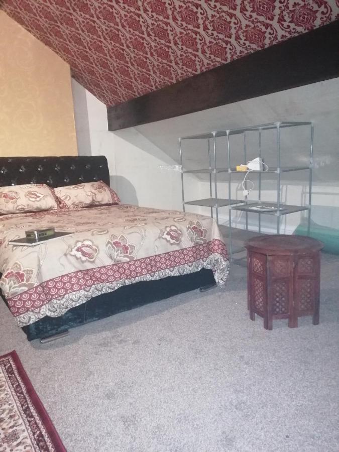 Heavenly Nights Guest House Шефилд Экстерьер фото